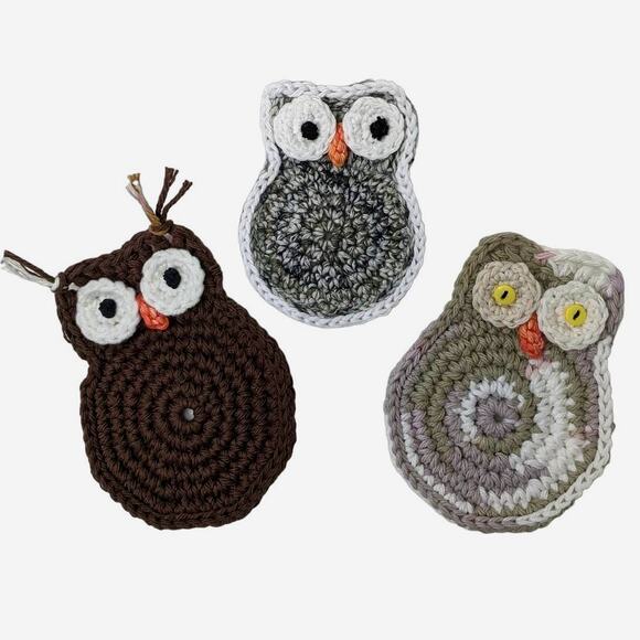Hand Crafted Crochet Owl Coasters Set of Four Bird Table Mug Rug Coffee Wine NEW - Picture 1 of 9